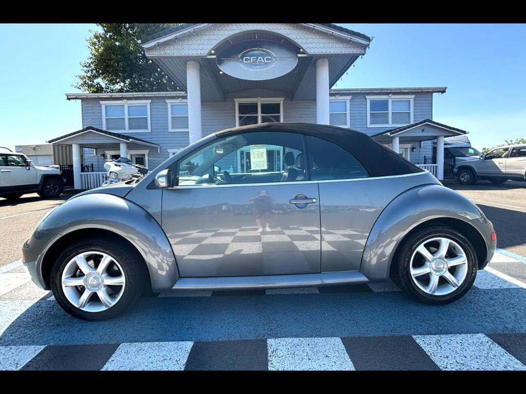 used 2005 Volkswagen New Beetle car