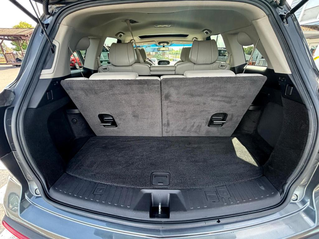 used 2011 Acura MDX car, priced at $15,100
