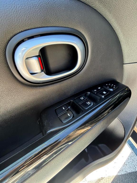 used 2014 Kia Soul car, priced at $8,811