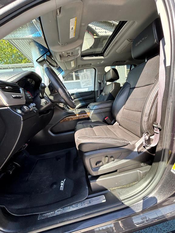 used 2015 GMC Yukon car, priced at $25,155