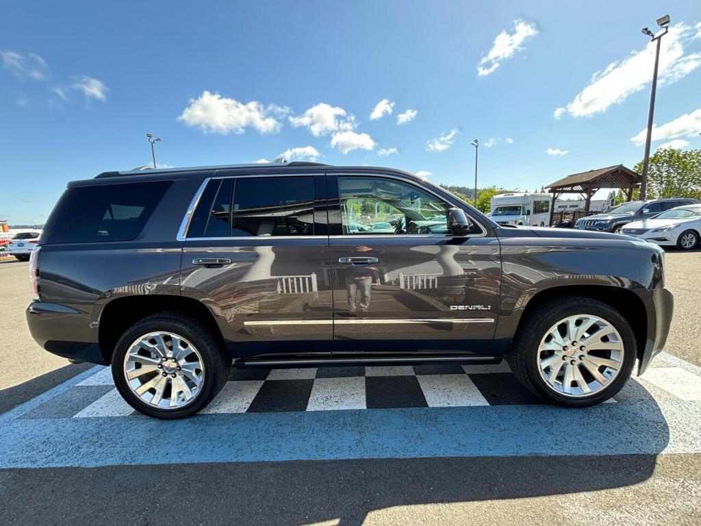 used 2015 GMC Yukon car, priced at $25,155