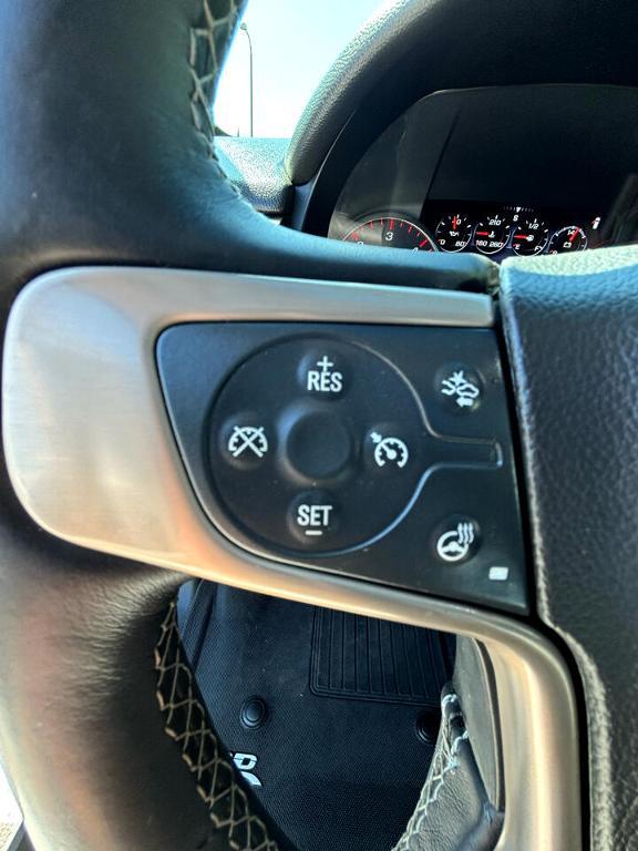 used 2015 GMC Yukon car, priced at $25,155