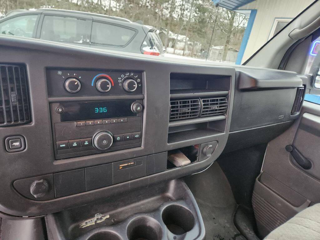 used 2008 Chevrolet Express 1500 car, priced at $5,999