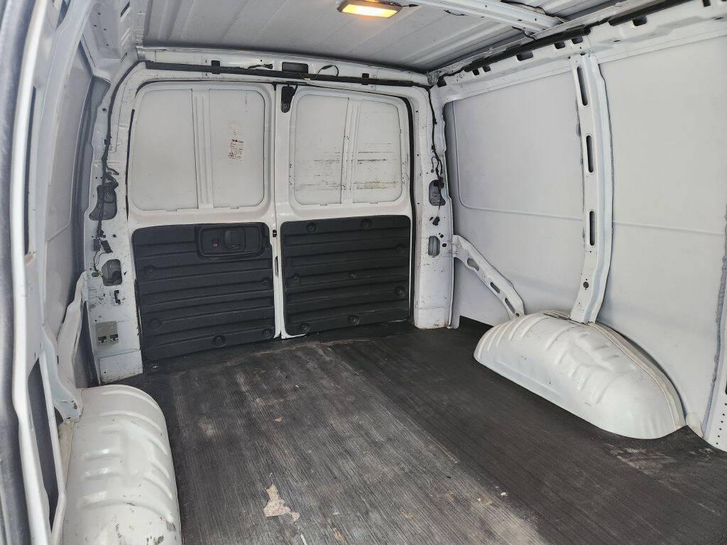 used 2008 Chevrolet Express 1500 car, priced at $5,999