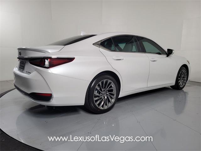 new 2024 Lexus ES 300h car, priced at $56,685