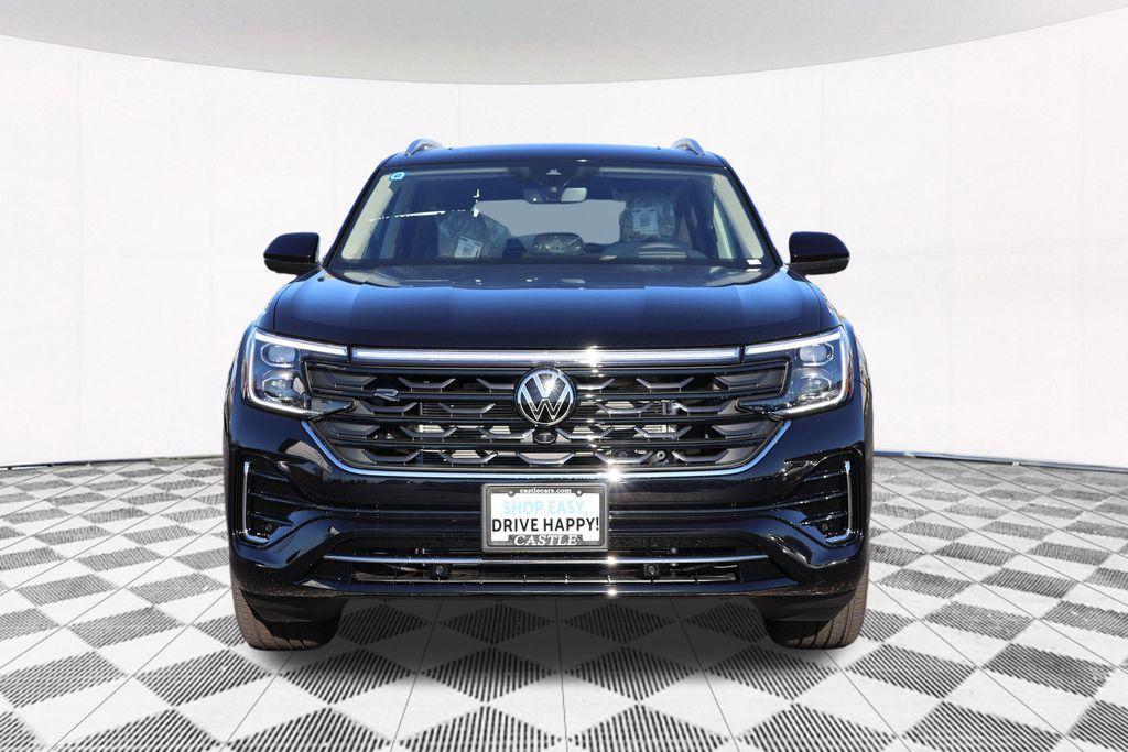 new 2025 Volkswagen Atlas car, priced at $51,738