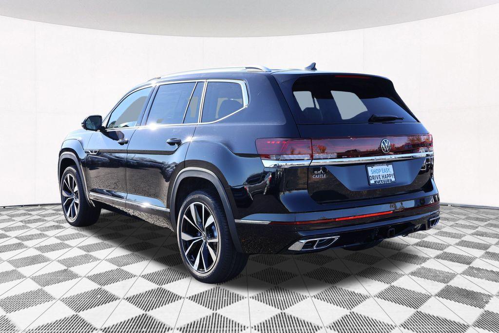 new 2025 Volkswagen Atlas car, priced at $51,738