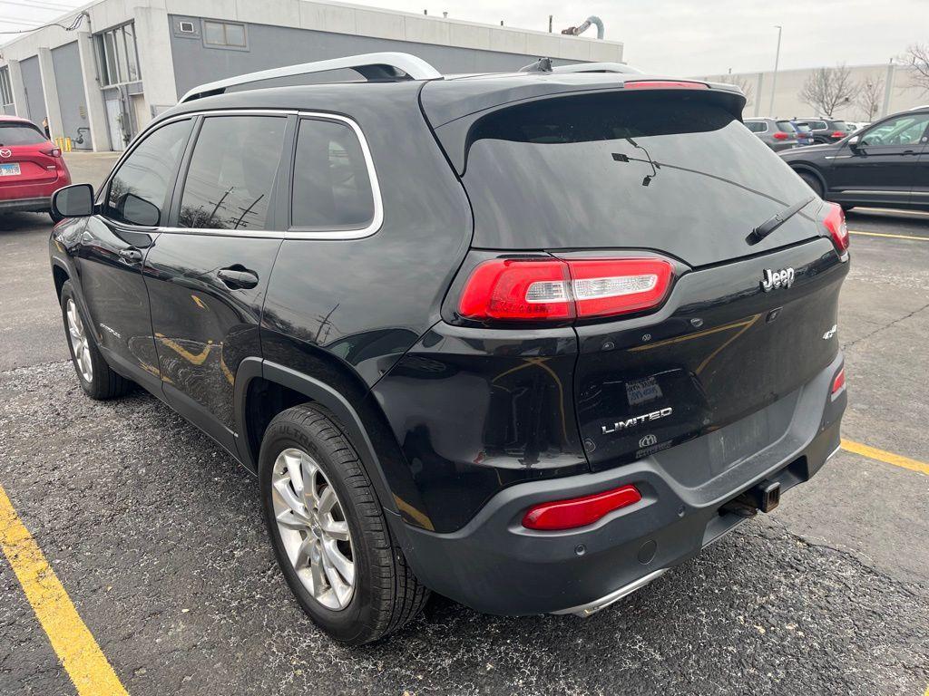 used 2016 Jeep Cherokee car, priced at $15,589