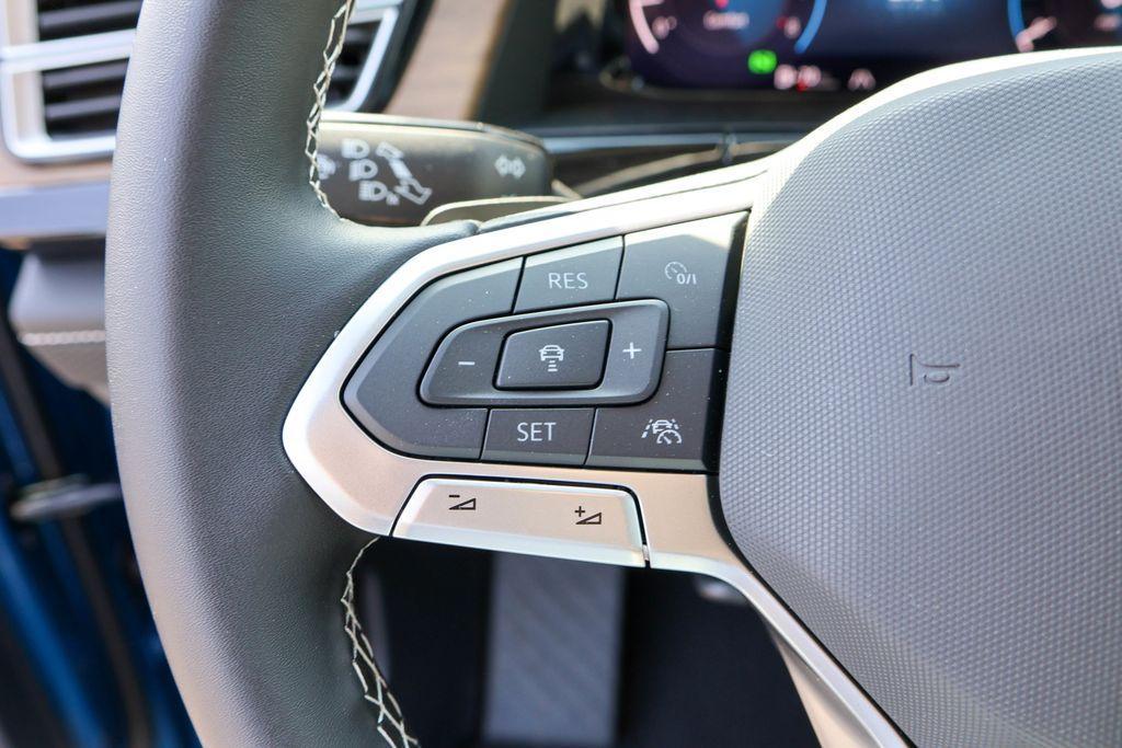 new 2025 Volkswagen Atlas car, priced at $38,506