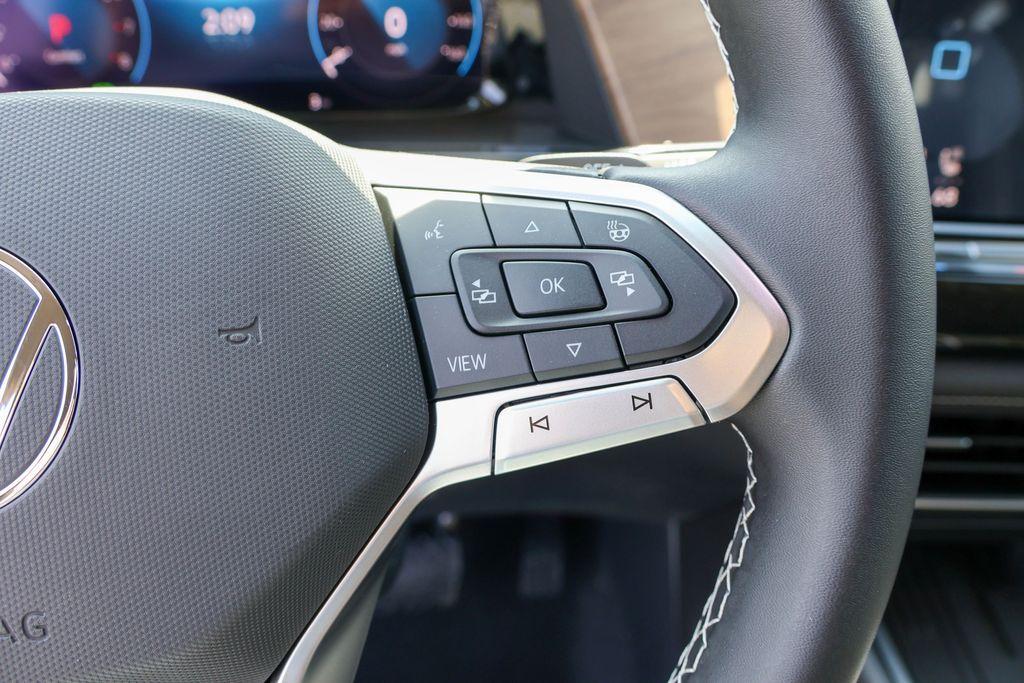 new 2025 Volkswagen Atlas car, priced at $38,506