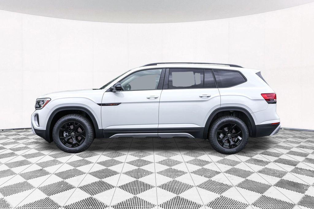 new 2025 Volkswagen Atlas car, priced at $43,647