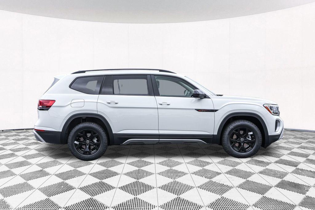 new 2025 Volkswagen Atlas car, priced at $43,647