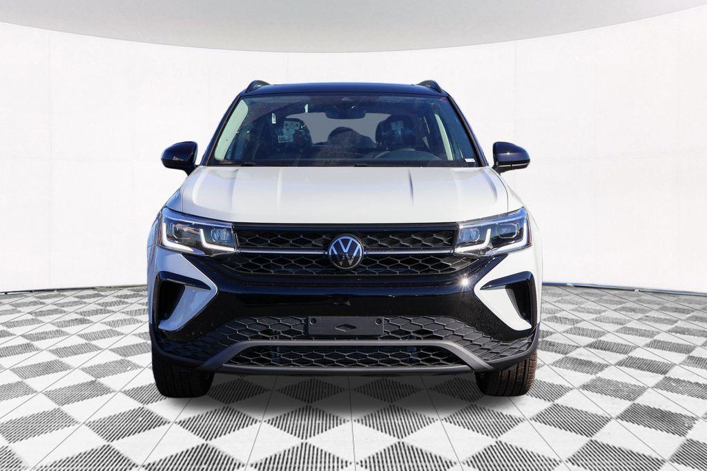 new 2024 Volkswagen Taos car, priced at $32,333