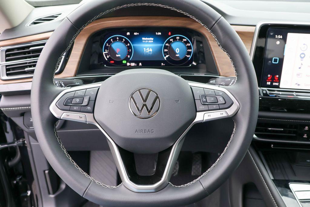 new 2025 Volkswagen Atlas car, priced at $42,931