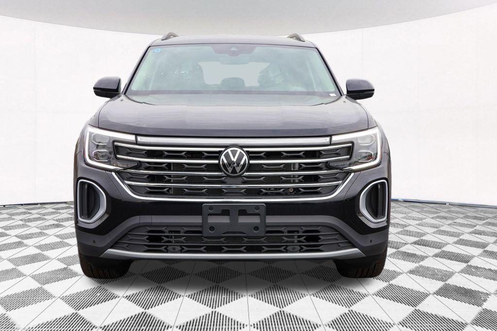 new 2025 Volkswagen Atlas car, priced at $42,931