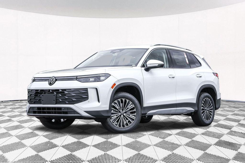 new 2025 Volkswagen Tiguan car, priced at $31,451