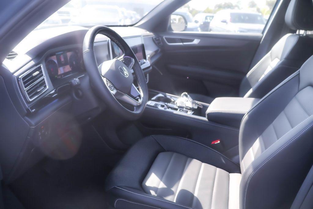 new 2025 Volkswagen Atlas Cross Sport car, priced at $42,596