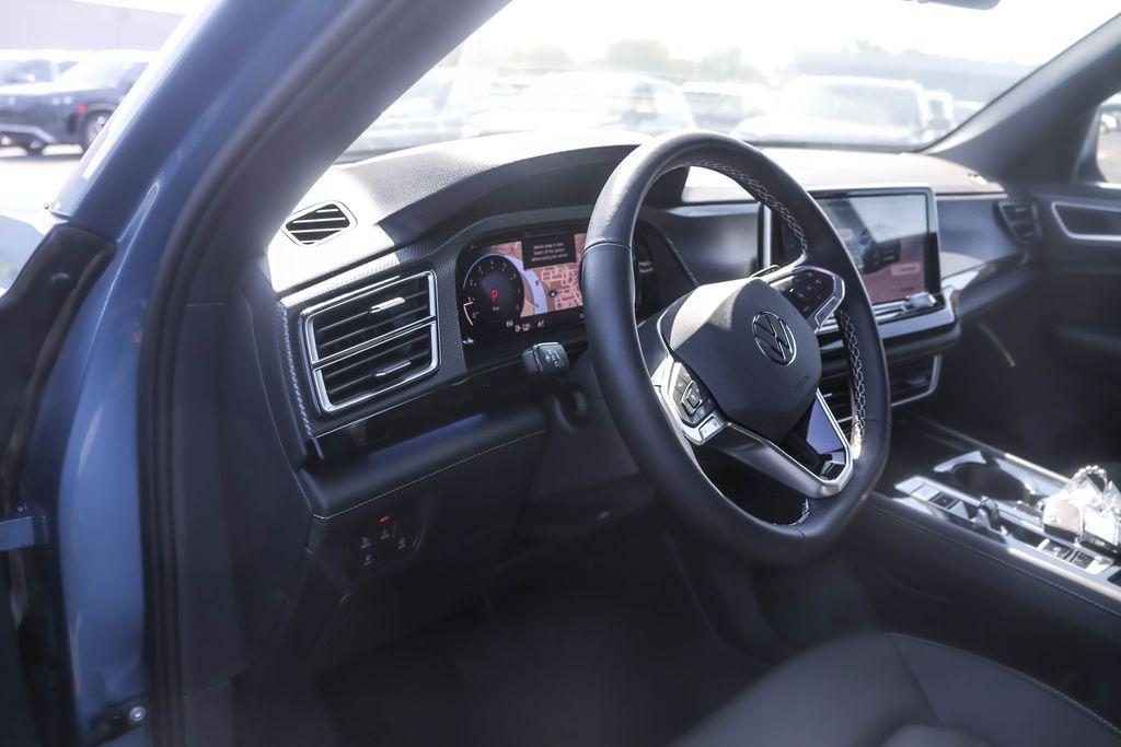new 2025 Volkswagen Atlas Cross Sport car, priced at $42,596