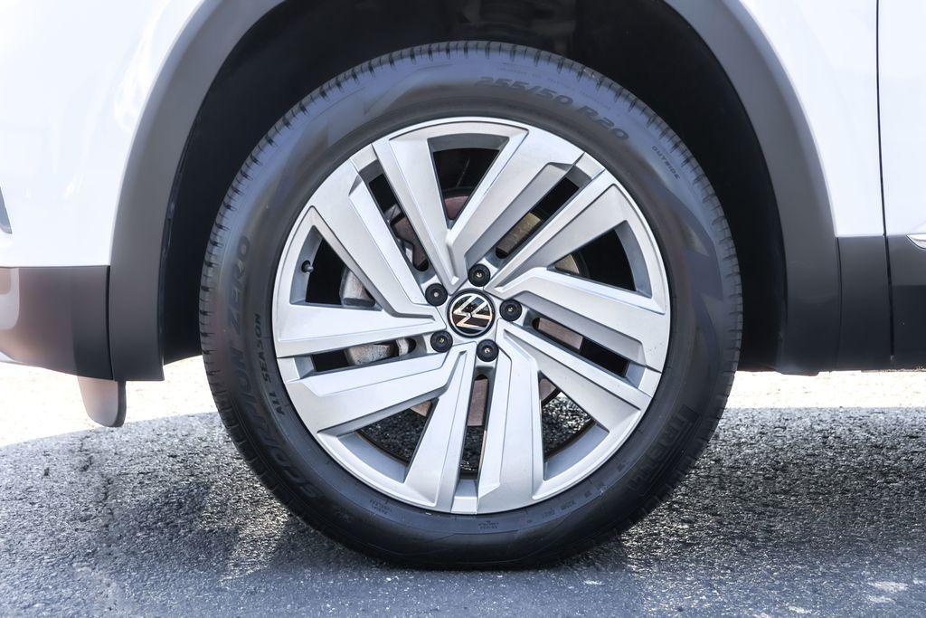 used 2021 Volkswagen Atlas car, priced at $25,495