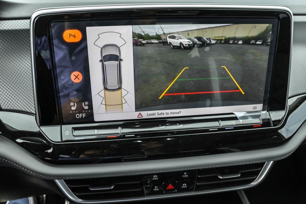new 2025 Volkswagen Atlas car, priced at $44,189