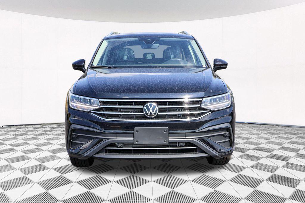 new 2024 Volkswagen Tiguan car, priced at $30,902