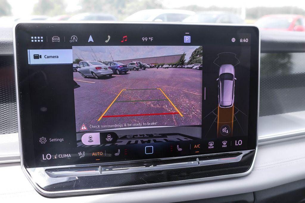 new 2025 Volkswagen Tiguan car, priced at $33,927