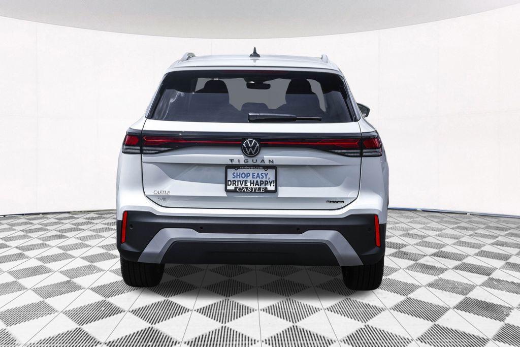 new 2025 Volkswagen Tiguan car, priced at $33,927