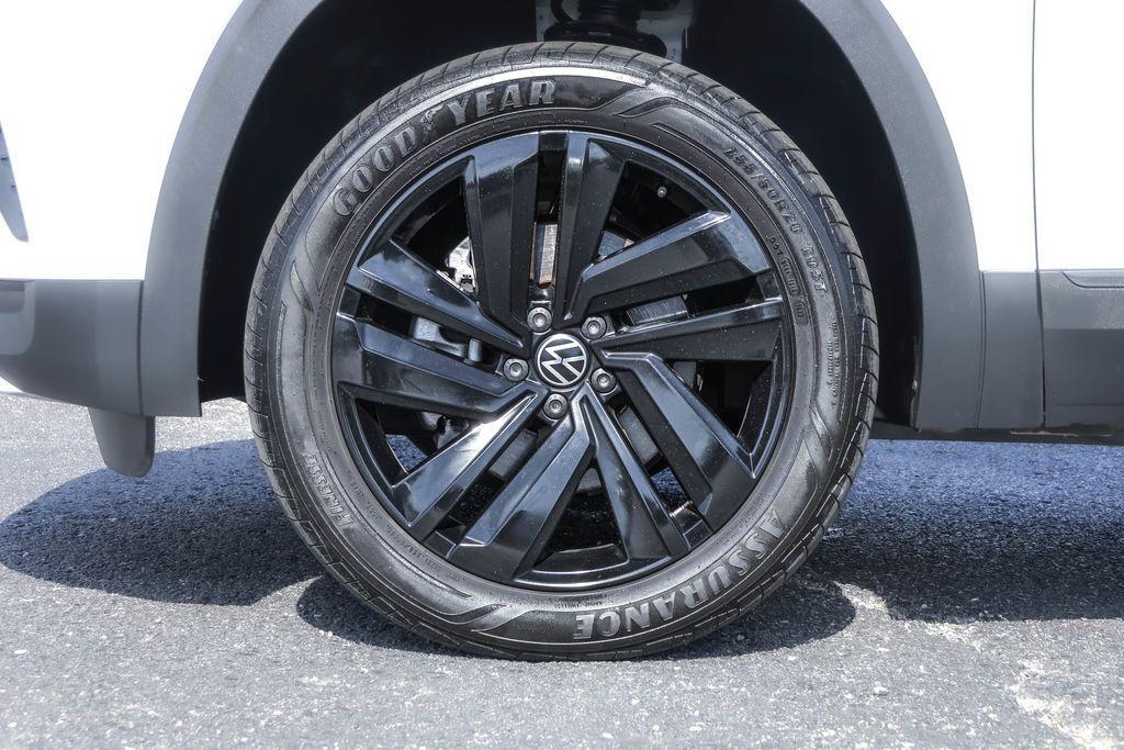 used 2022 Volkswagen Atlas Cross Sport car, priced at $26,613