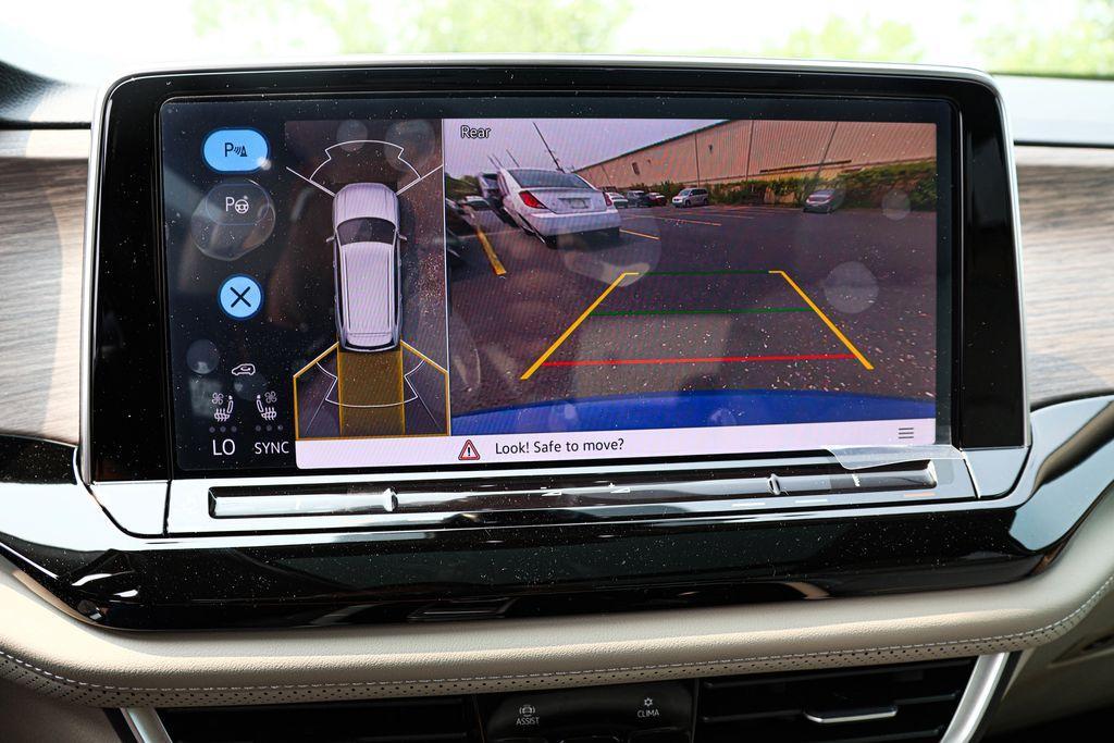 new 2025 Volkswagen Atlas car, priced at $53,729
