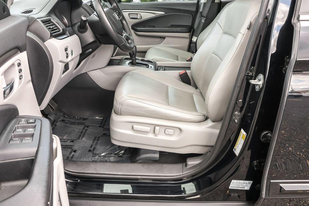used 2019 Honda Pilot car, priced at $24,251