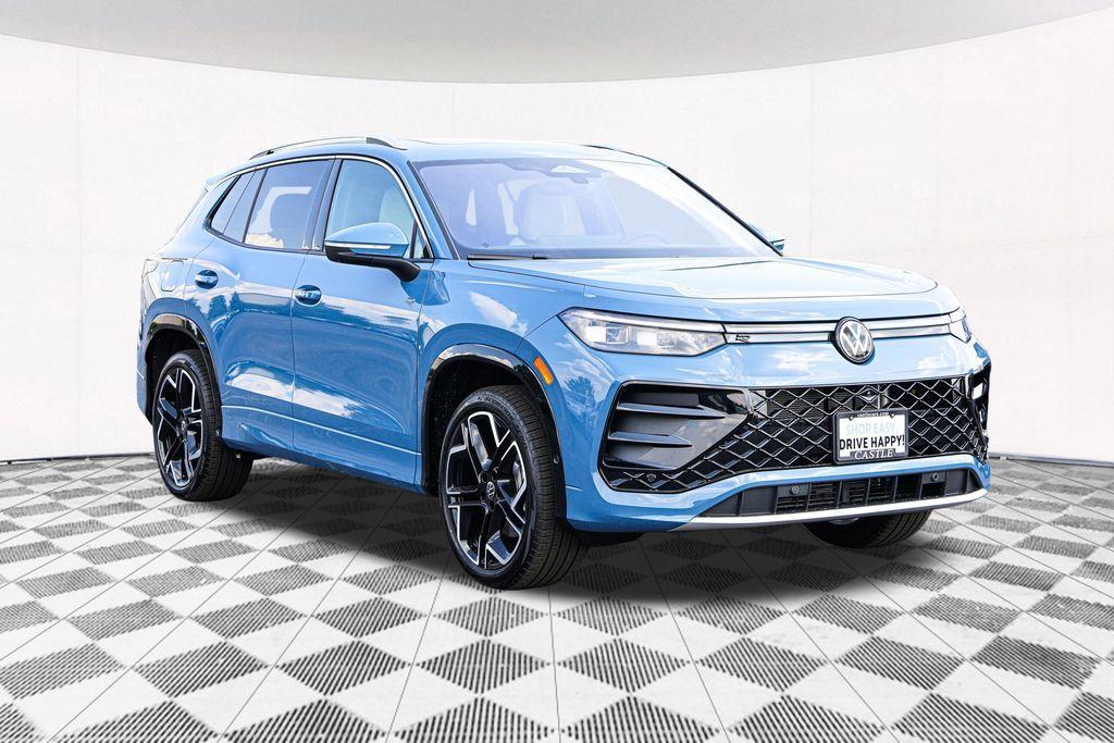 new 2025 Volkswagen Tiguan car, priced at $41,611