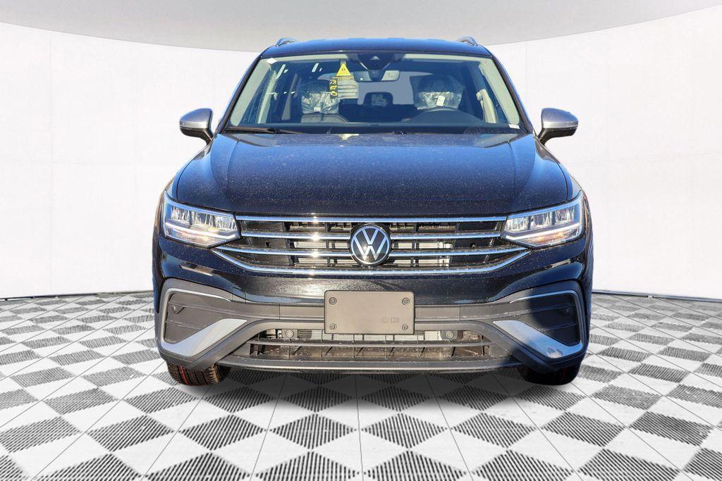 new 2024 Volkswagen Tiguan car, priced at $29,436