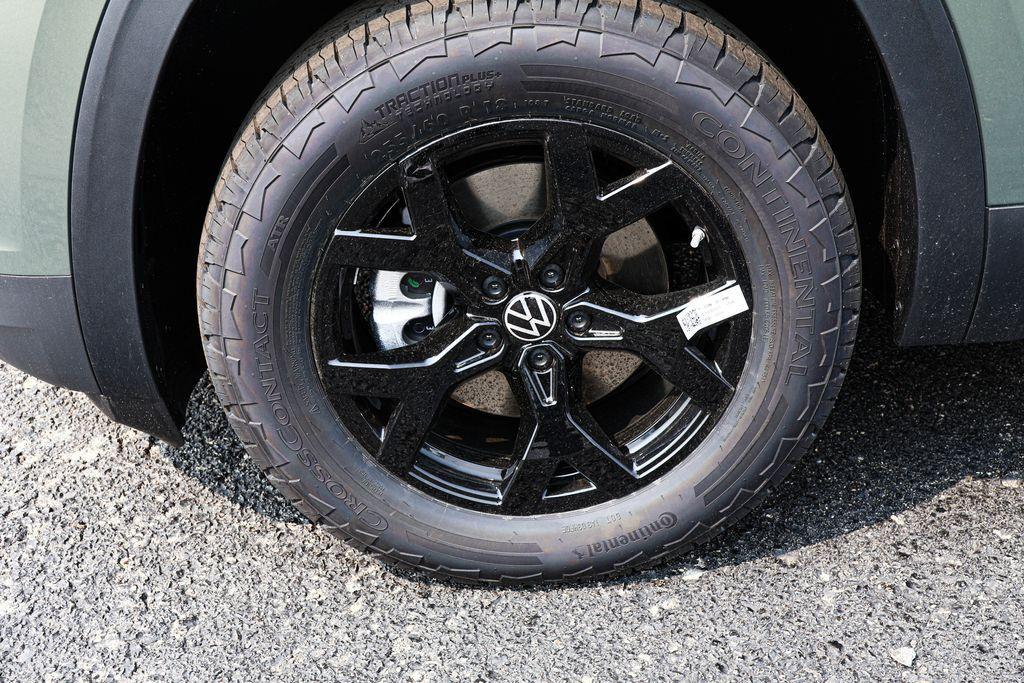 new 2025 Volkswagen Atlas car, priced at $46,850