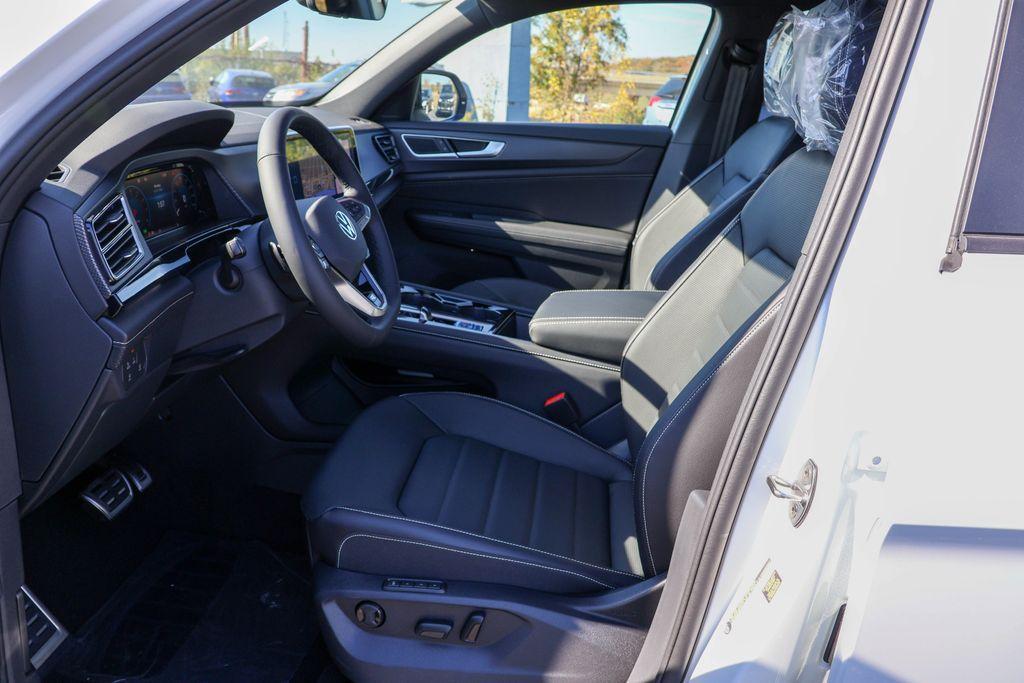 new 2025 Volkswagen Atlas Cross Sport car, priced at $48,449