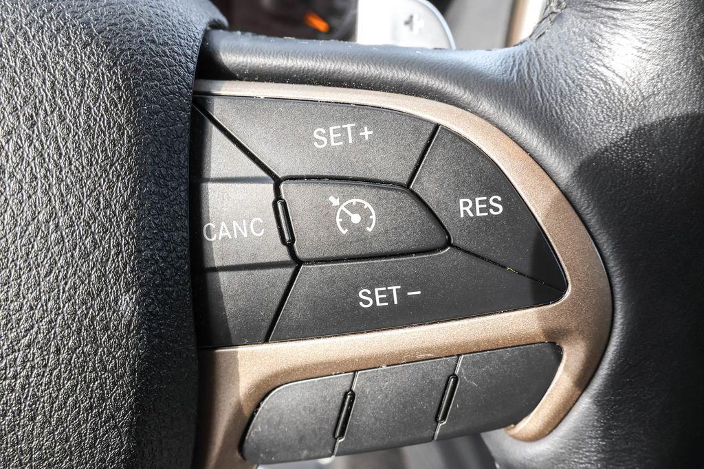 used 2015 Jeep Grand Cherokee car, priced at $15,694