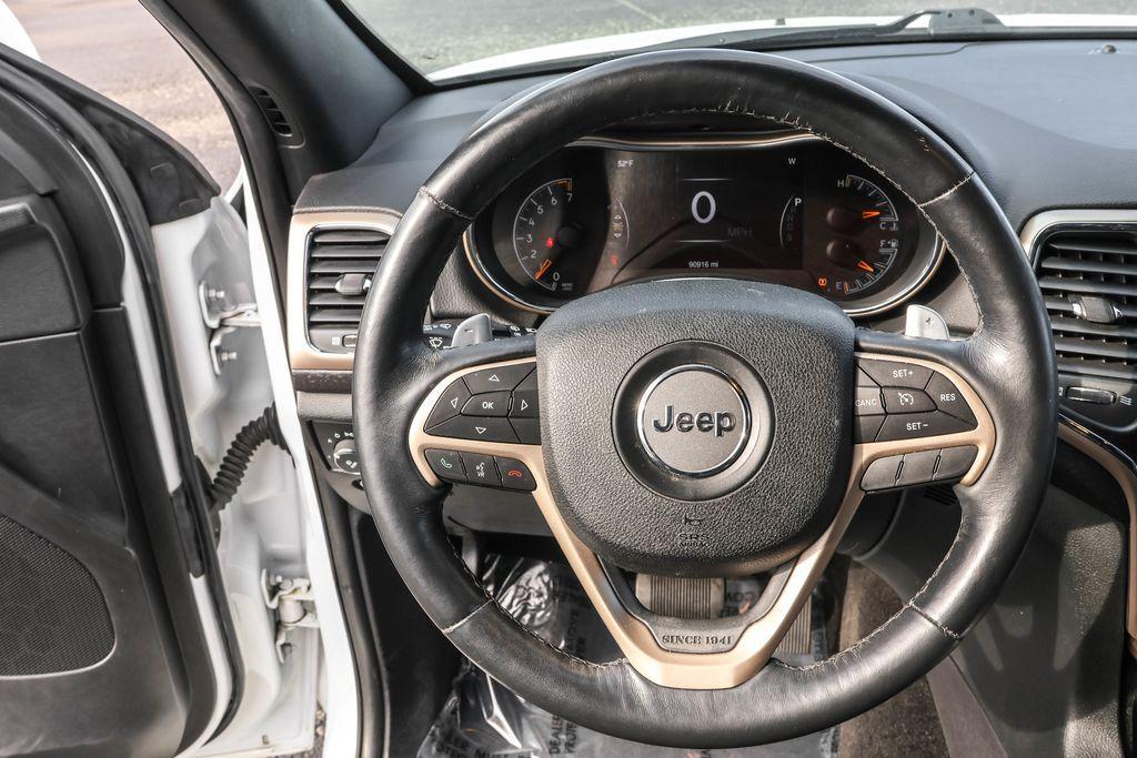 used 2015 Jeep Grand Cherokee car, priced at $15,694