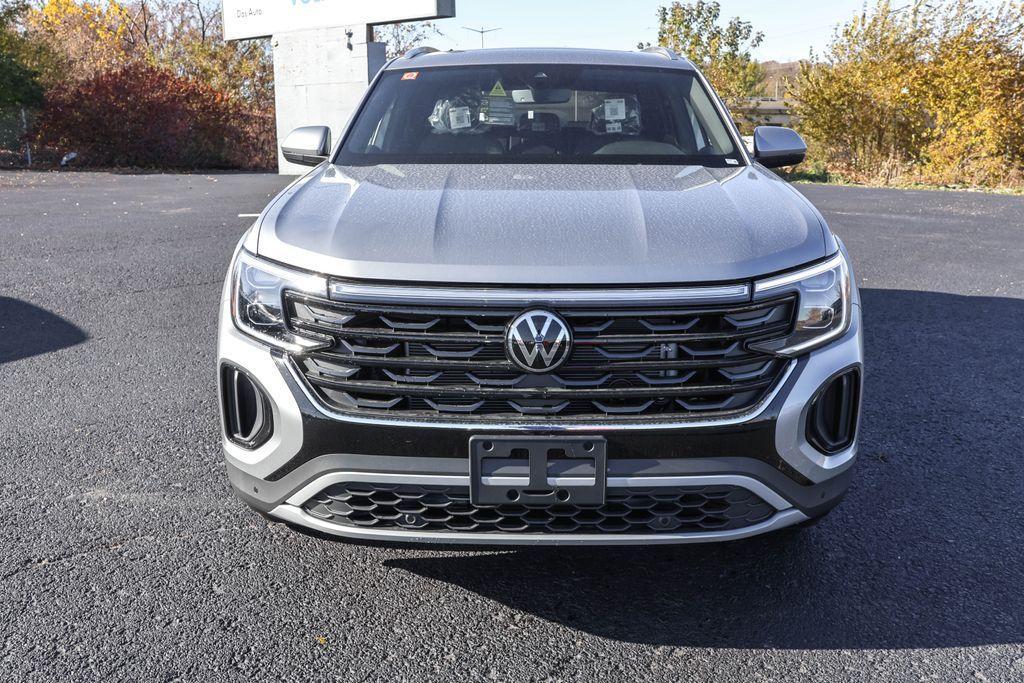 new 2024 Volkswagen Atlas Cross Sport car, priced at $41,100