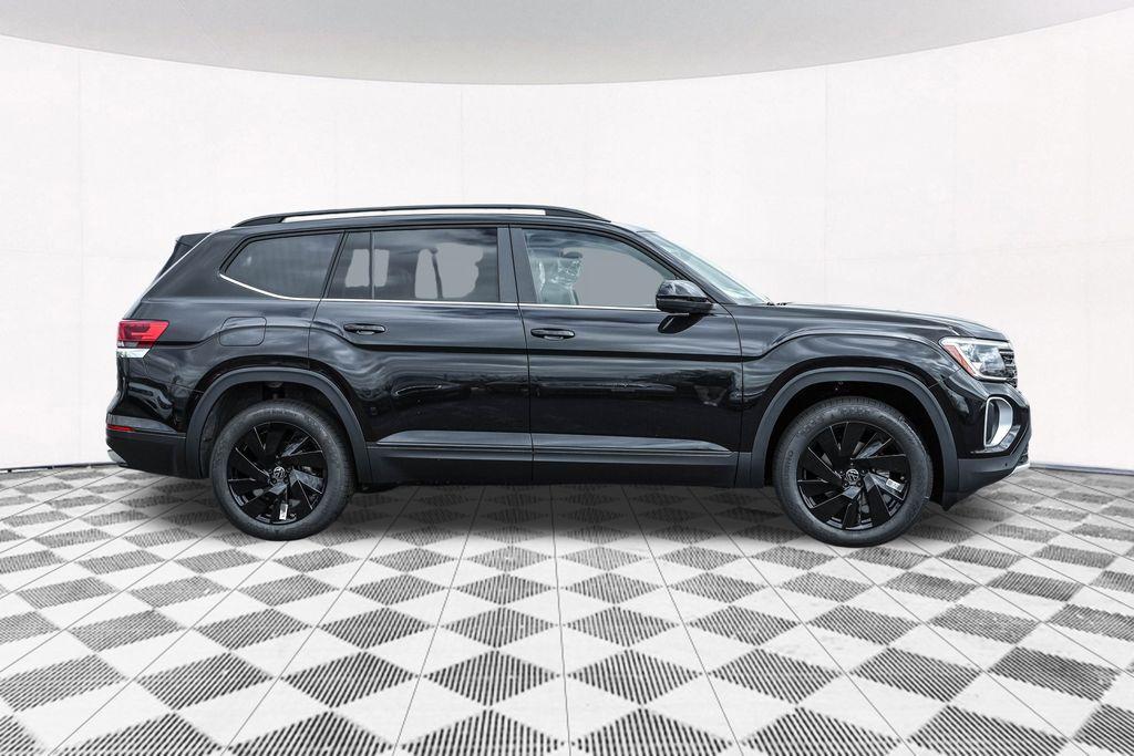 new 2025 Volkswagen Atlas car, priced at $44,921