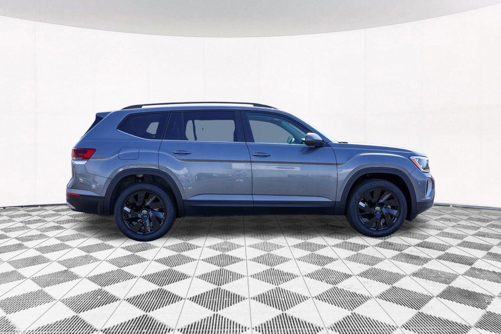 new 2025 Volkswagen Atlas car, priced at $43,443