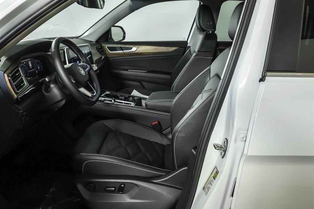 new 2026 Volkswagen Atlas car, priced at $47,178