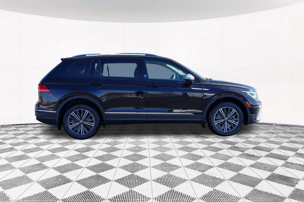 new 2024 Volkswagen Tiguan car, priced at $30,468