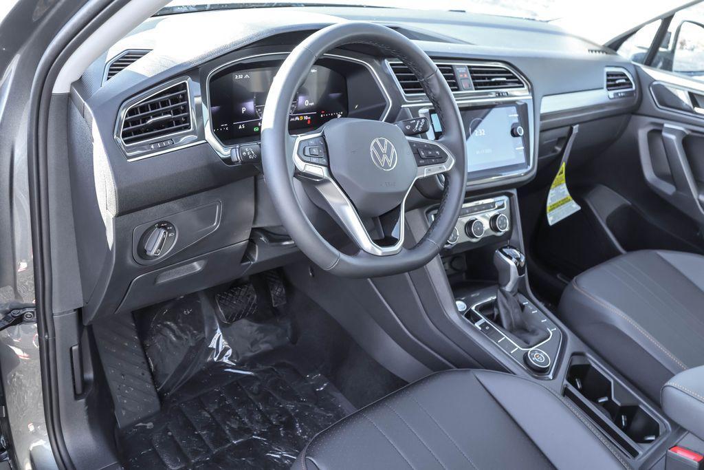 new 2024 Volkswagen Tiguan car, priced at $29,436