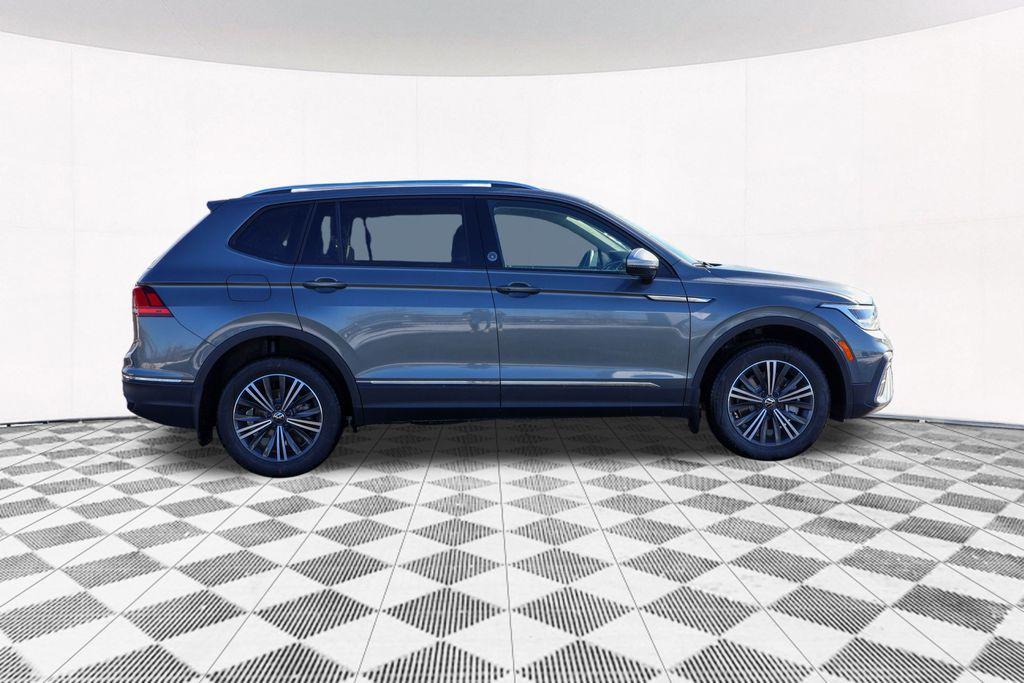 new 2024 Volkswagen Tiguan car, priced at $30,468