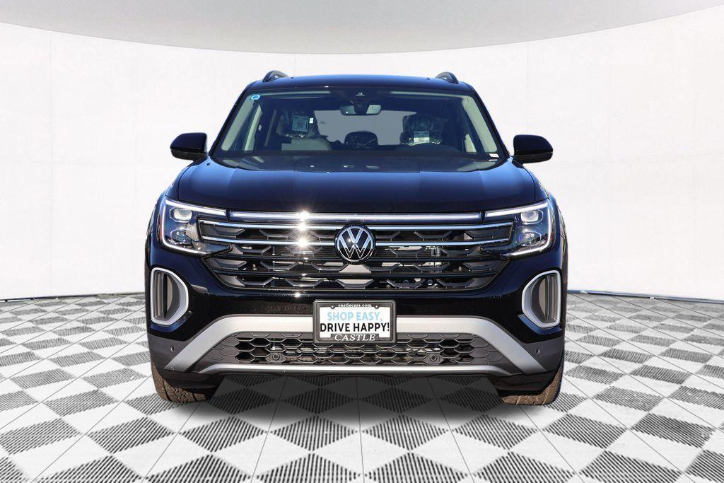 new 2025 Volkswagen Atlas car, priced at $45,404