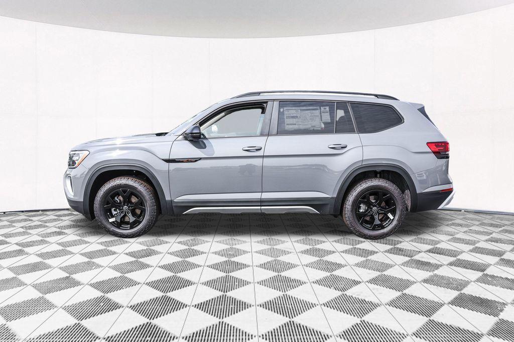 new 2025 Volkswagen Atlas car, priced at $46,689