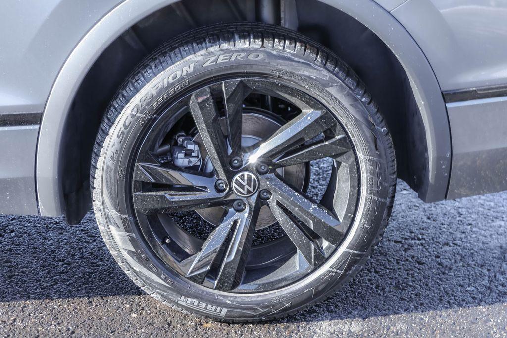 new 2024 Volkswagen Tiguan car, priced at $31,501