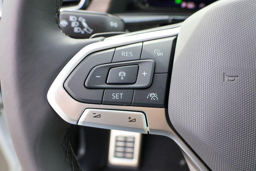 new 2025 Volkswagen Atlas car, priced at $52,245