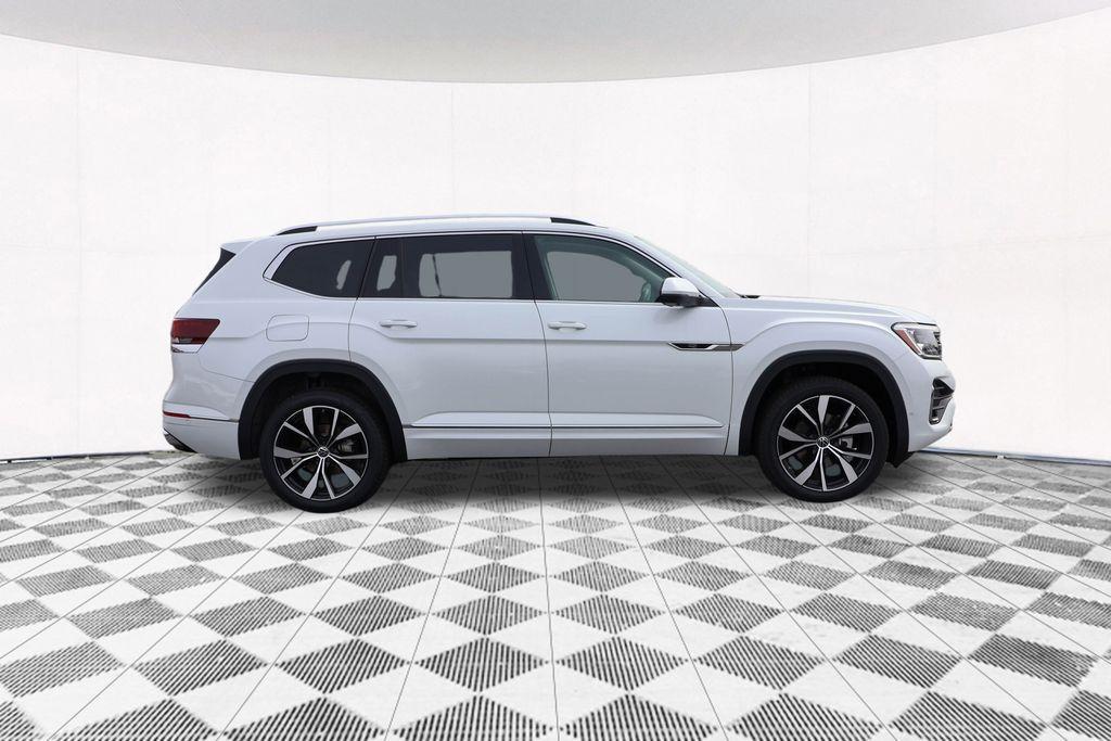 new 2025 Volkswagen Atlas car, priced at $52,245