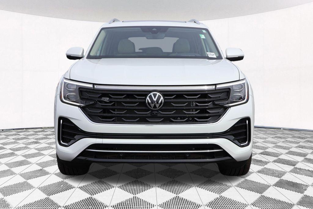 new 2025 Volkswagen Atlas car, priced at $52,245