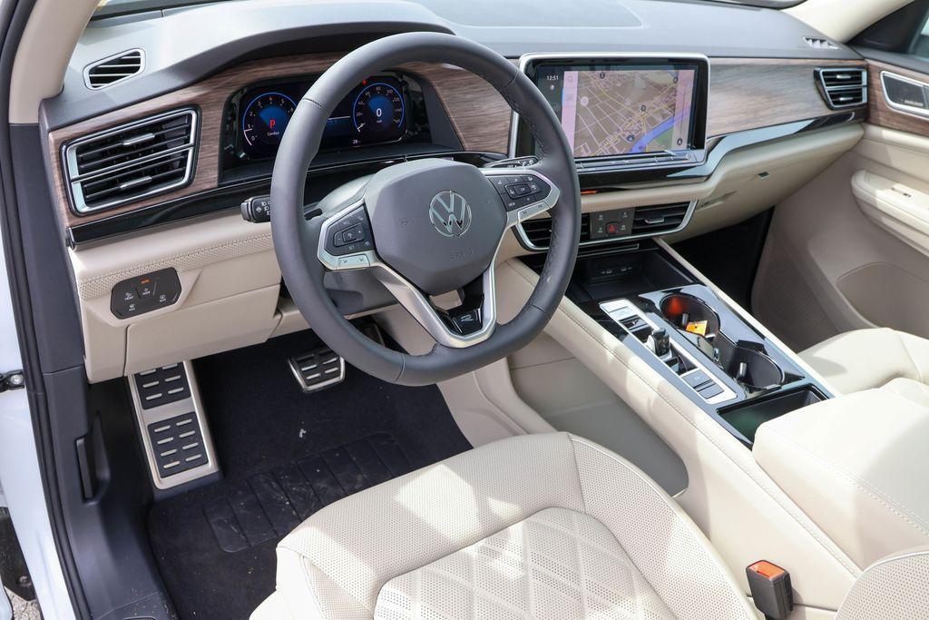 new 2025 Volkswagen Atlas car, priced at $52,245